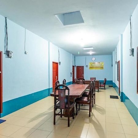 Reddoorz Syariah @ Jalan Setiabudi Medan 3 Esterno foto