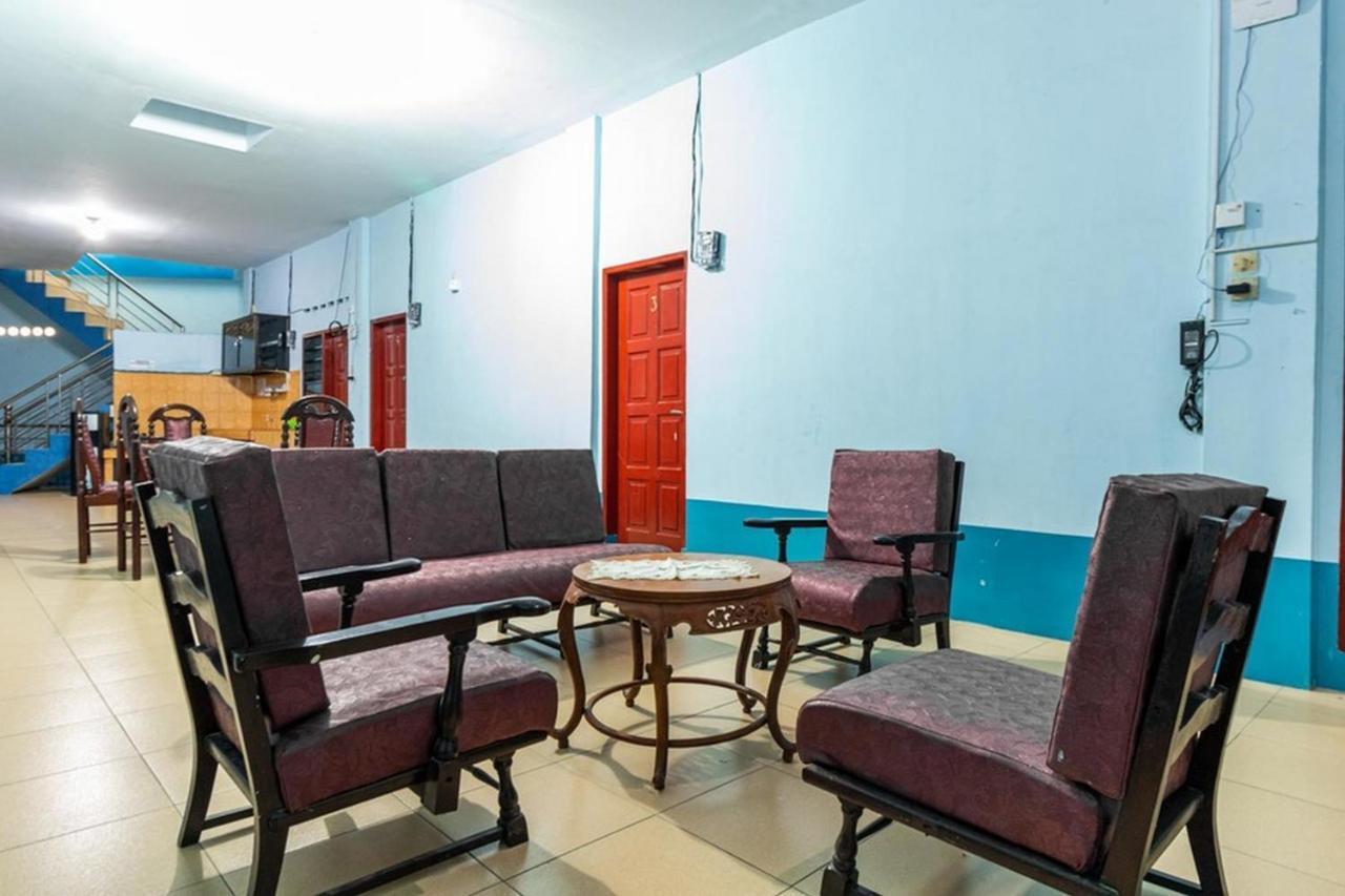 Reddoorz Syariah @ Jalan Setiabudi Medan 3 Esterno foto